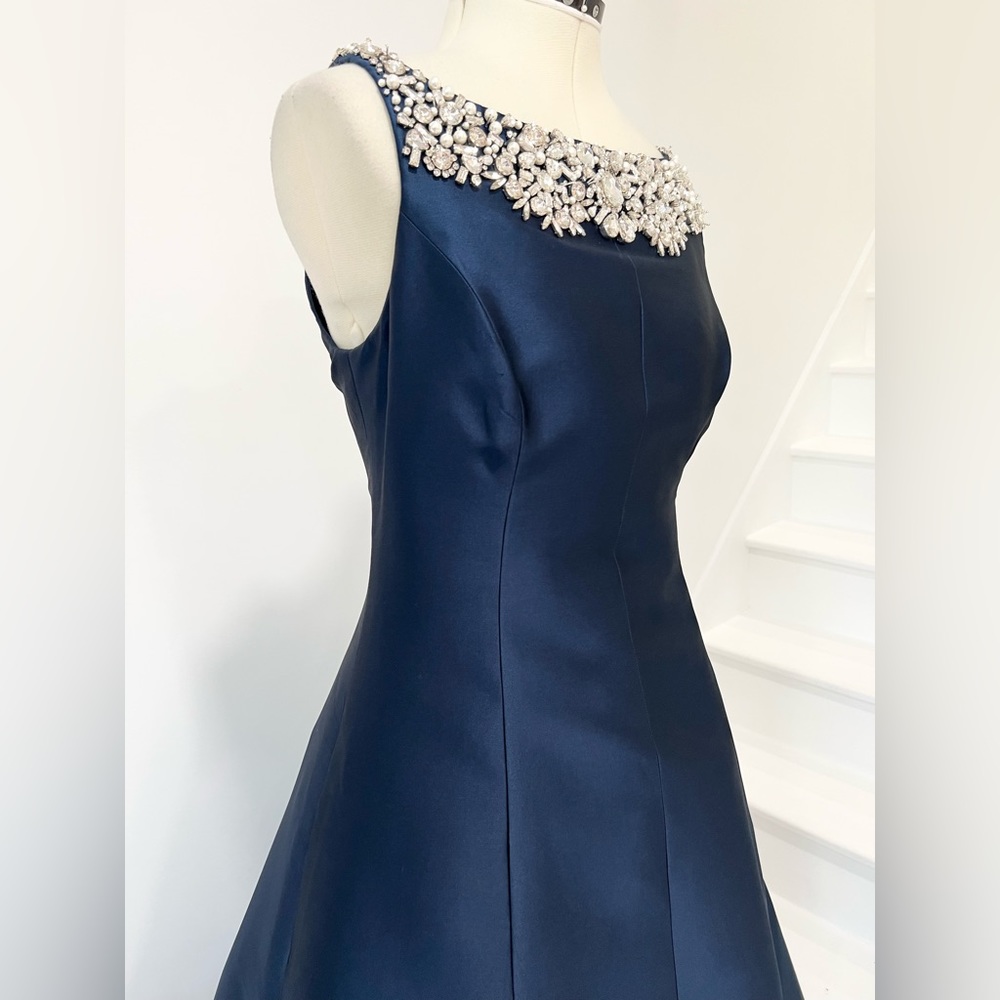 Carolina Herrera Embellished A-Line Gown - Picture 8 of 15